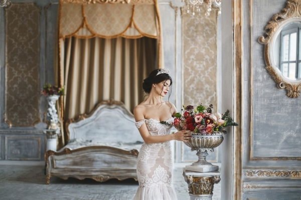 A Travel Expert's Advice for Destination Weddings in Paris