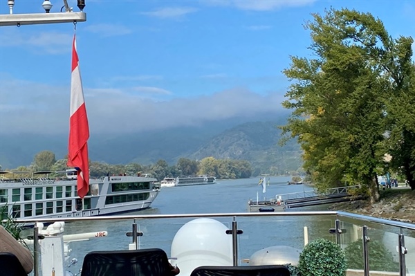 10 Compelling Reasons to Choose a European River Cruise